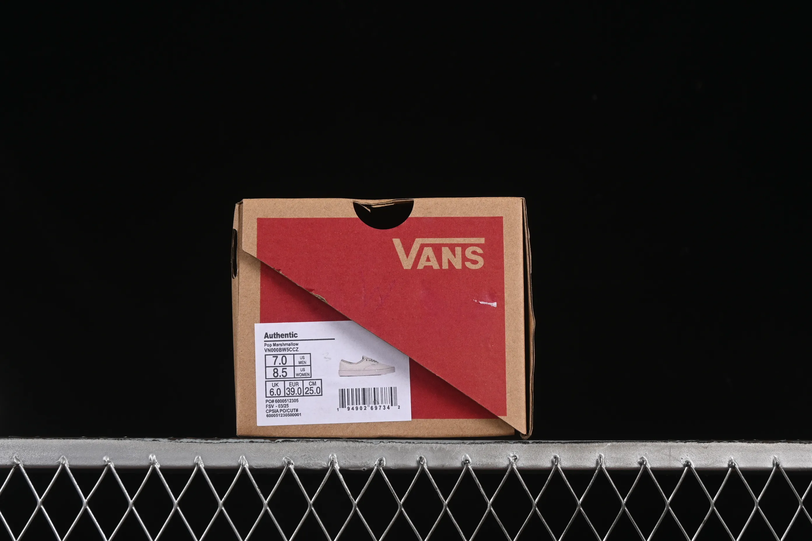 All categories Vans Vans series Vans Low Vans low-top Vans Authentic Vans low-top casual skateboard shoes VN000BW5CCZ